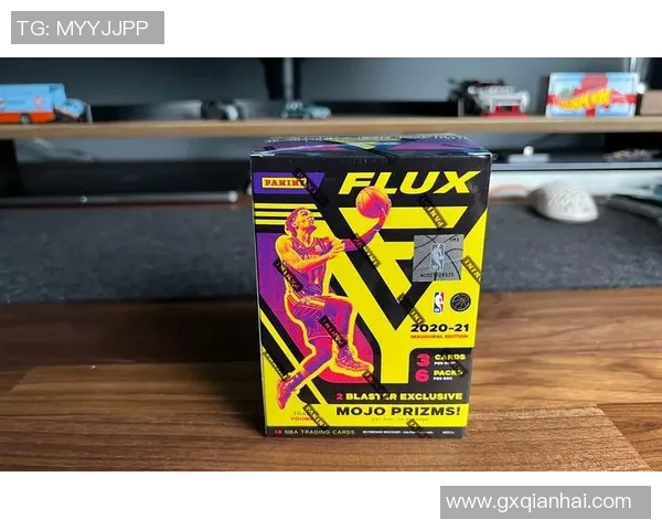 全新足球帕尼尼球星卡手雷盒开箱 体验收藏与激情的完美结合